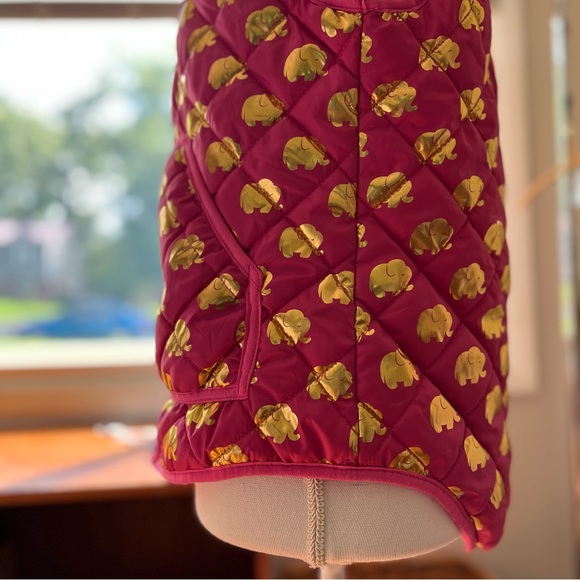SIMPLY SOUTHERN Pink Elephant Patterned Thin Puffer Vest Sz.  S - Picture 4 of 15